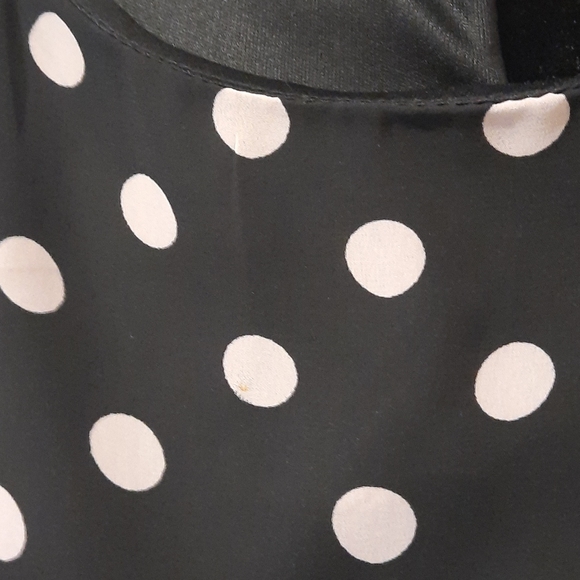 Black & White Polka Dot Blouson Dress - Picture 6 of 6